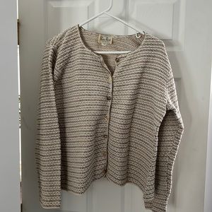 Long sleeve sweater,